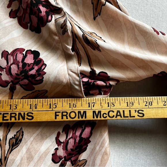 NWT Saltwater LUXE Floral Brown and Cream Blouse Sz S - Picture 6 of 7